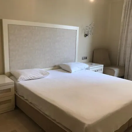 Apartment Luxury In Goldcity Complex Kargıcak