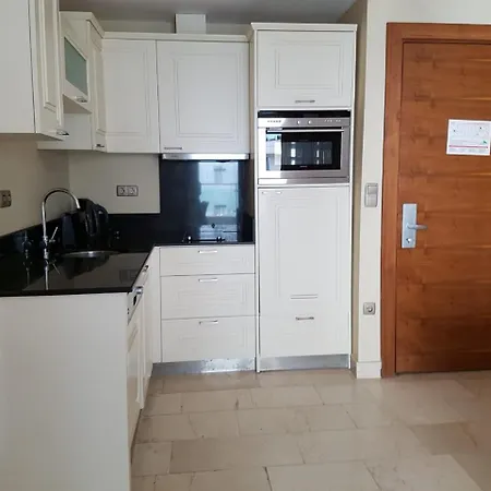 Luxury In Goldcity Complex *