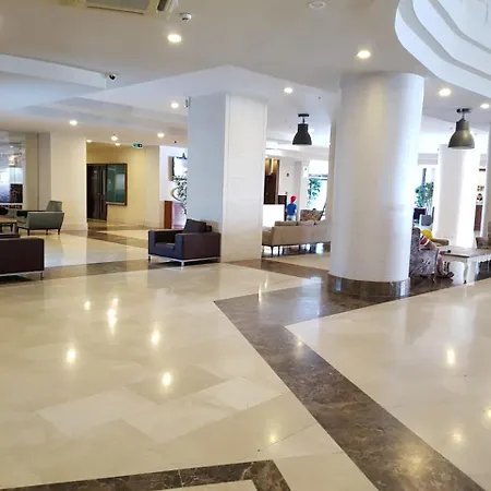 Luxury In Goldcity Complex Apartment